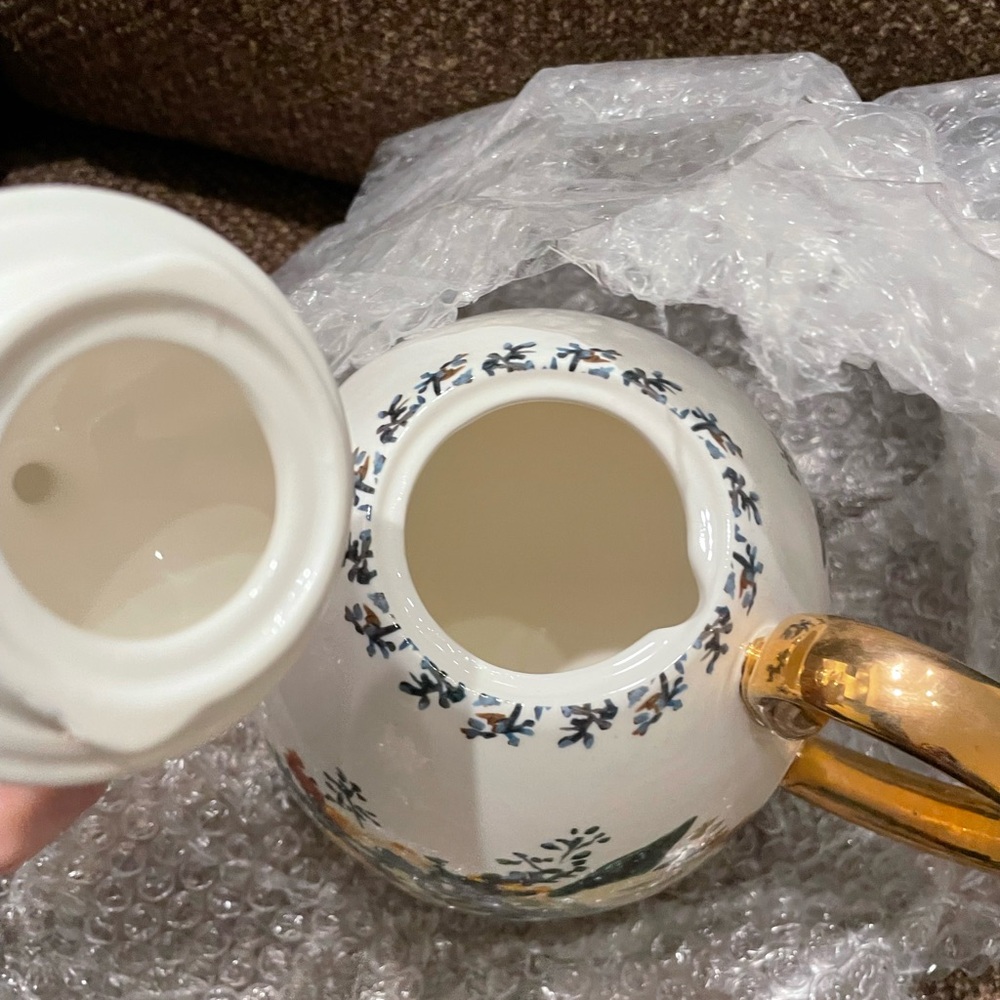 Anthropologie Botanica Teapot. New - Picture 2 of 3